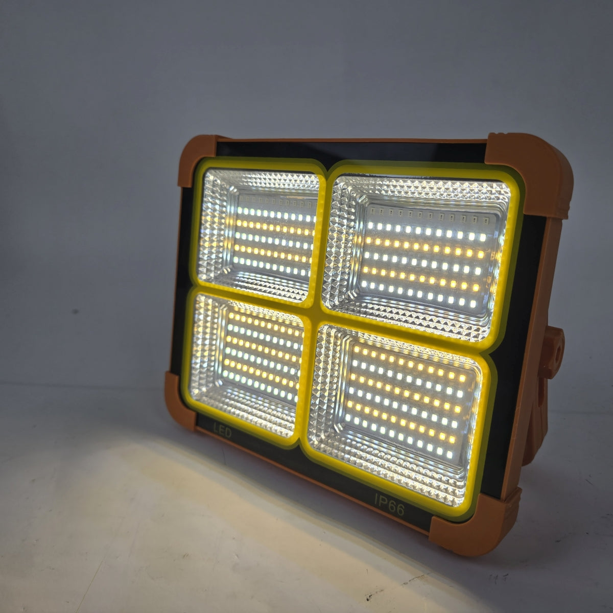 Solarna LED svjetiljka NA318