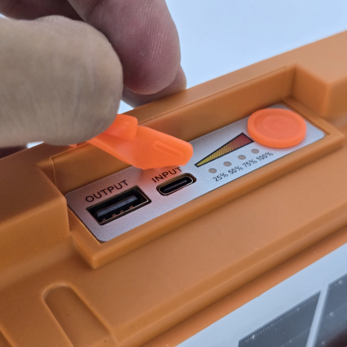 Solarna LED svjetiljka NA318