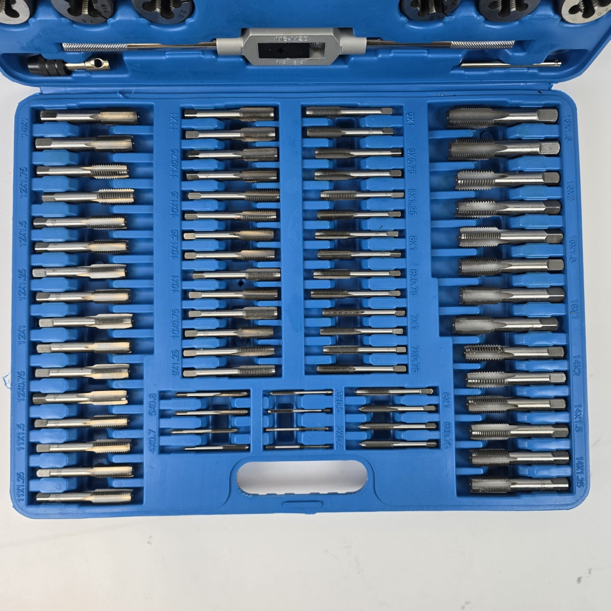 Set nareznica 110 dijelova M2–M18 BX3473