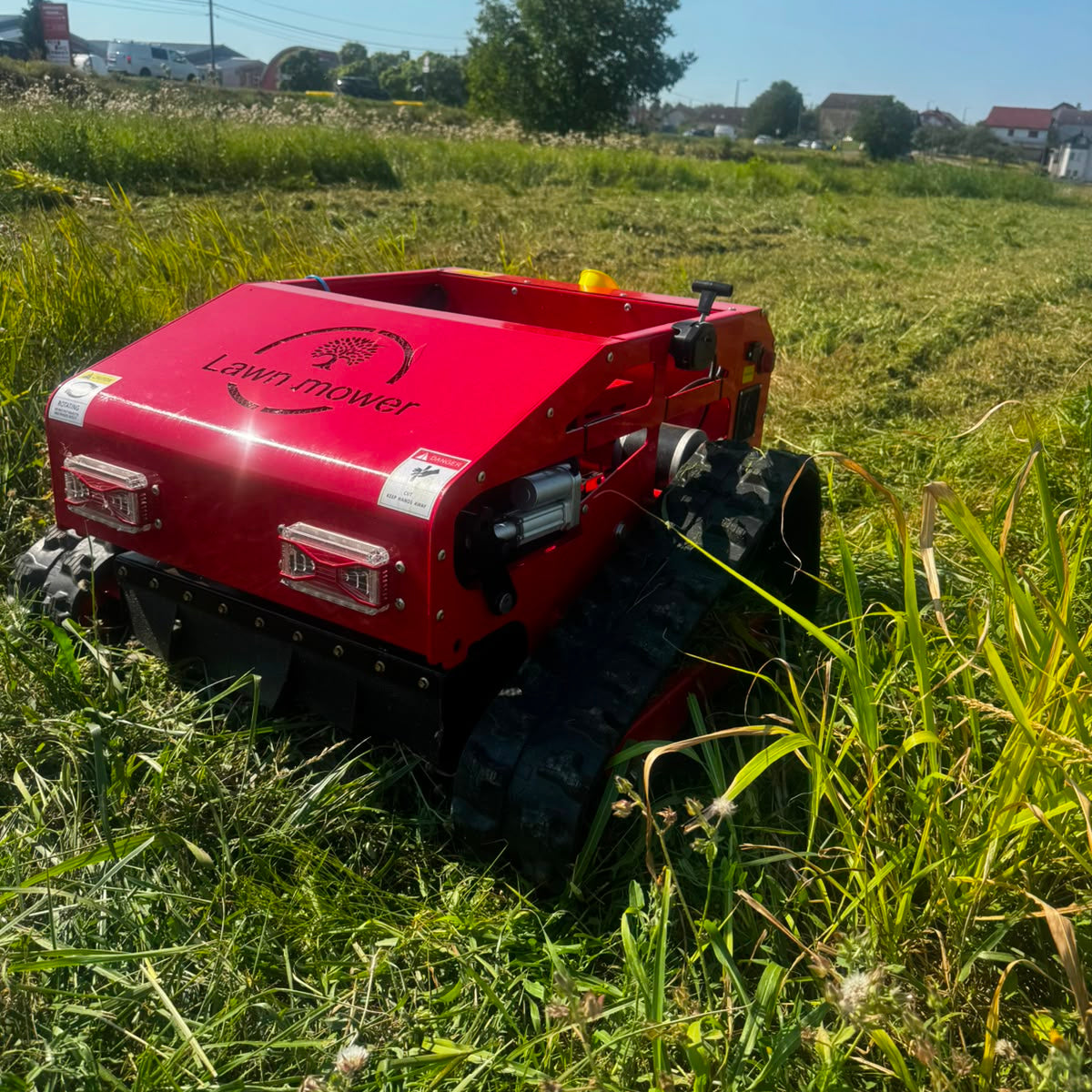 Samohodna kosilica na gusjenicama LONCIN četverotaktni motor LDS550