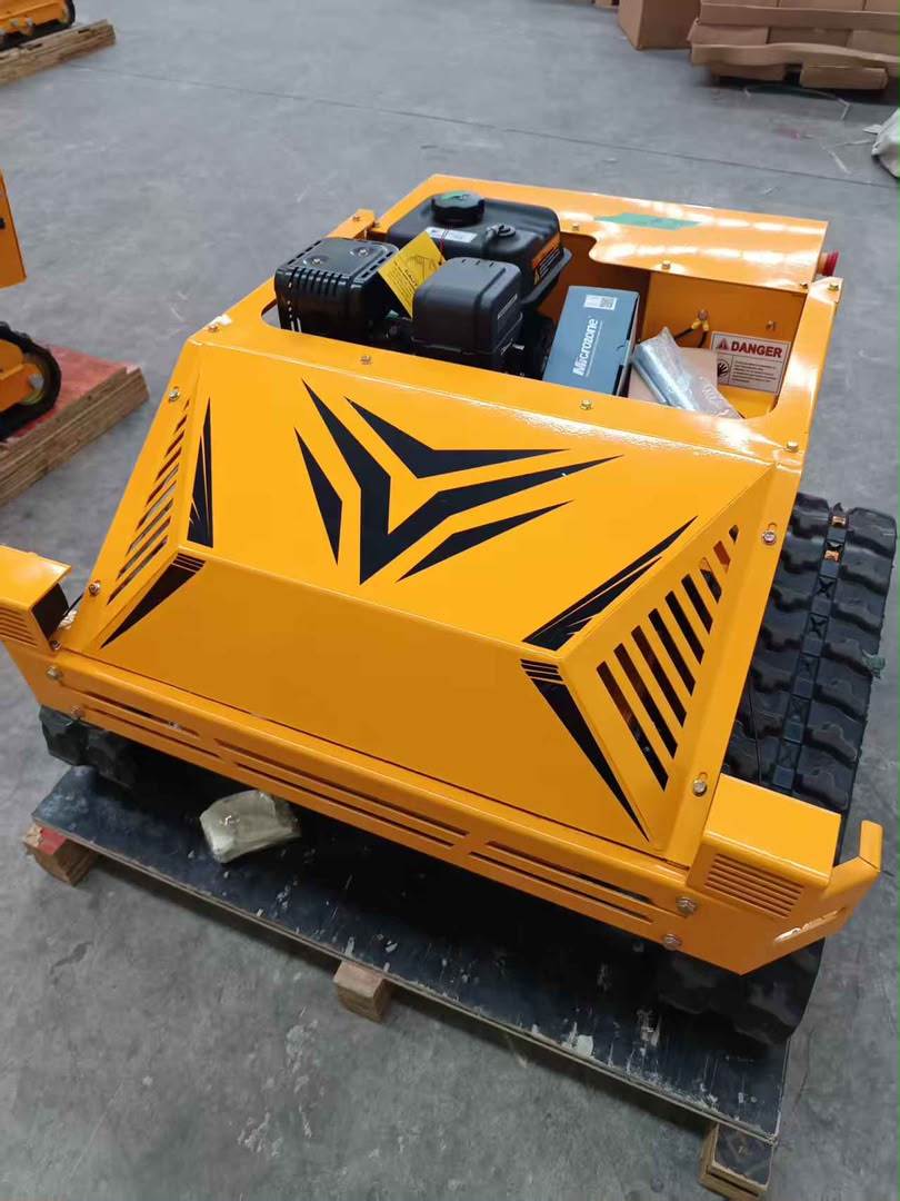 Samohodna kosilica na gusjenicama LONCIN četverotaktni motor LD55G